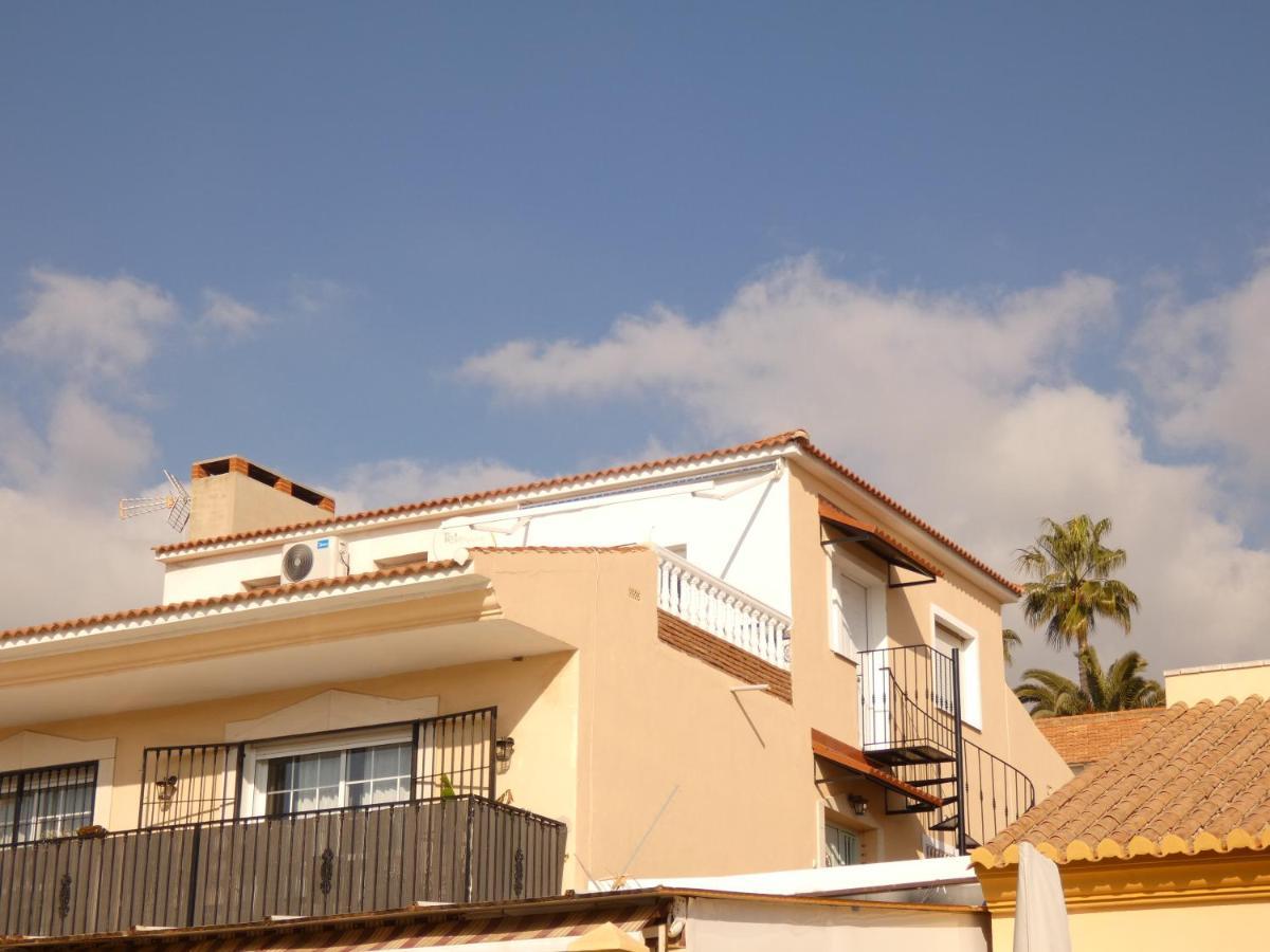 Top Floor Apartment Close To Beach Торре-де-Бенагальбон Экстерьер фото